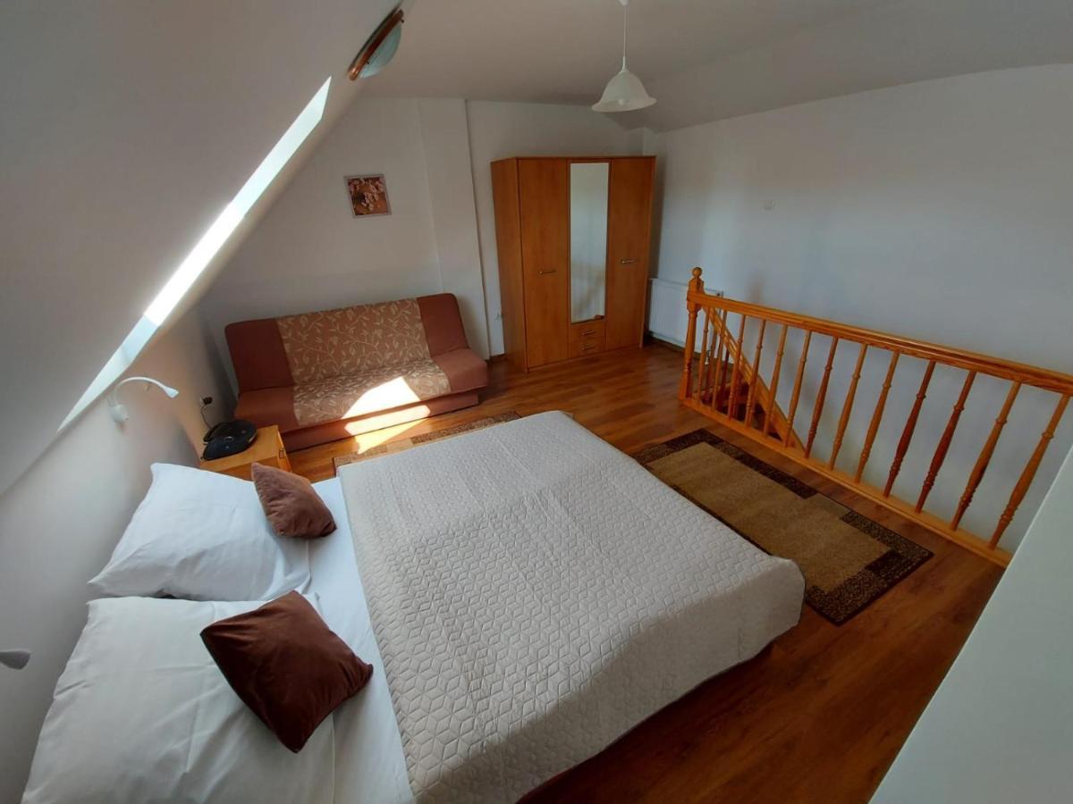 Apartamenty コウチェボ エクステリア 写真